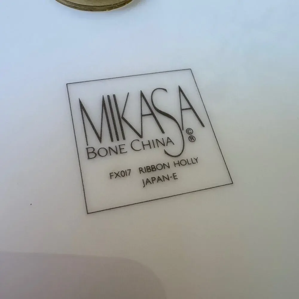 Mikasa Ribbon Holly 2 Tier Serving Tray Bone China Gold Handle Christmas Dessert